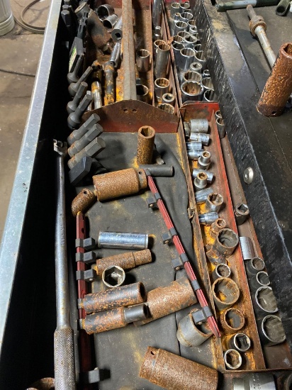 Tool Box Drawer of Contents