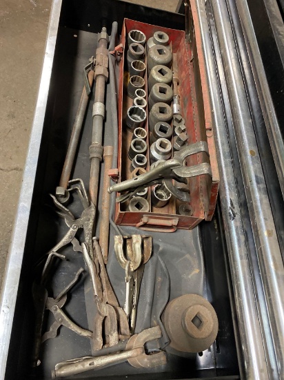 Tool Box Drawer of Contents