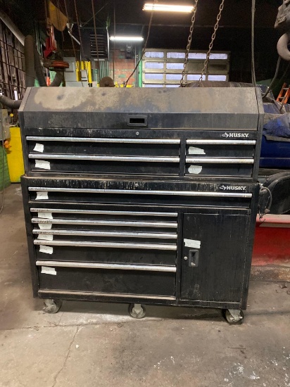 Husky 60in Wide Rolling Tool Box