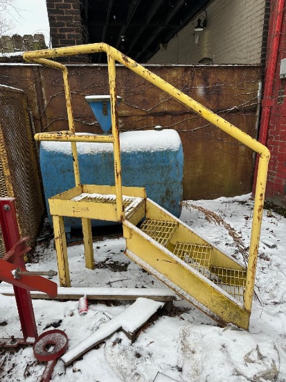 Moveable Step-Ladder Stairs