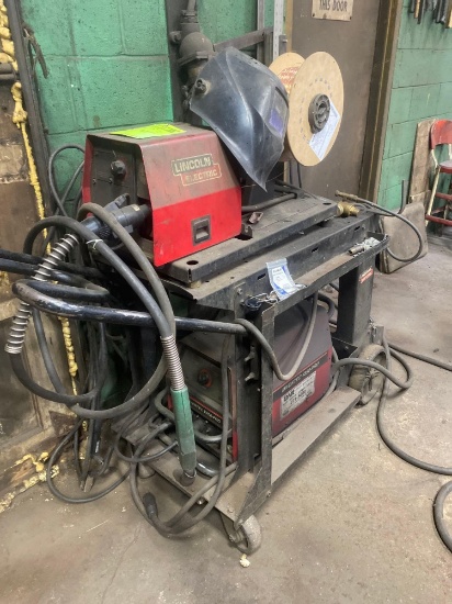 Lincoln Electric Invertec V350 Pro Welder w/ LF-72 Feeder