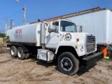 1982 Ford LNT9000 Tandem Axle Water Truck