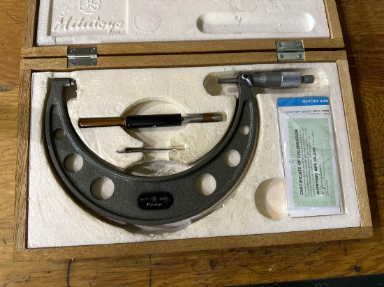 Mitutoyo Micrometer in Wooden Case