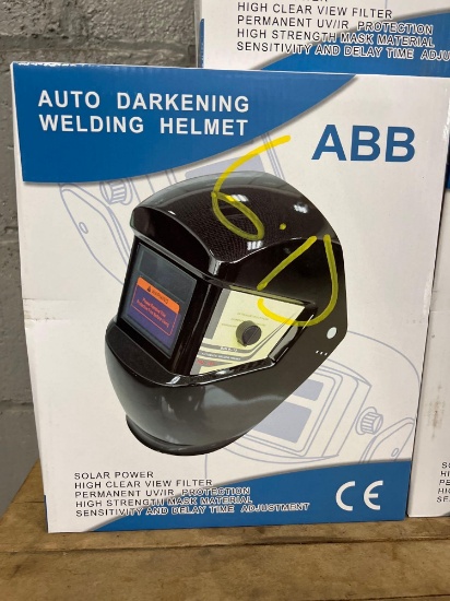 Auto Darkening Welding Helmet