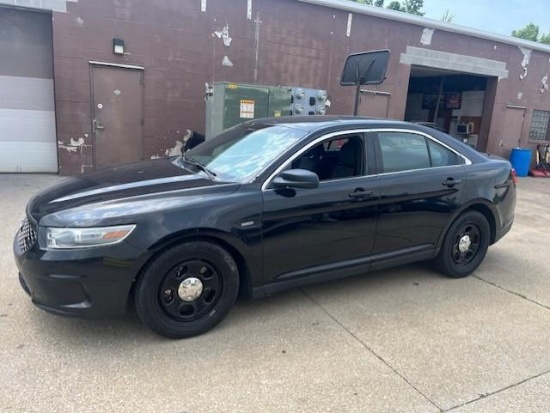 2013 Ford Taurus Interceptor