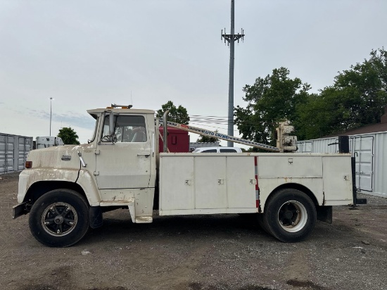 1979 Ford 7000 Diesel Service Truck