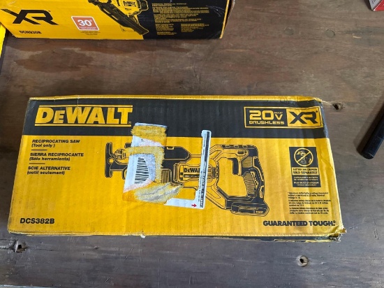 New Dewalt 20v Cordless Reciprocating Saw Model DCS382B