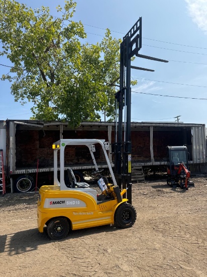 New Smach Co Electric Forklift Model SHD15