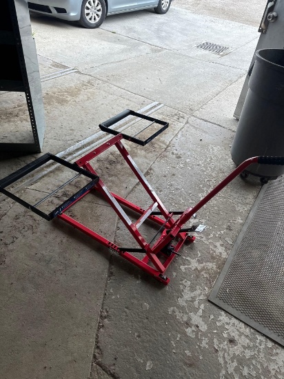 New Pro-Lift Co Hydraulic ATV/Lawn Mower Lift