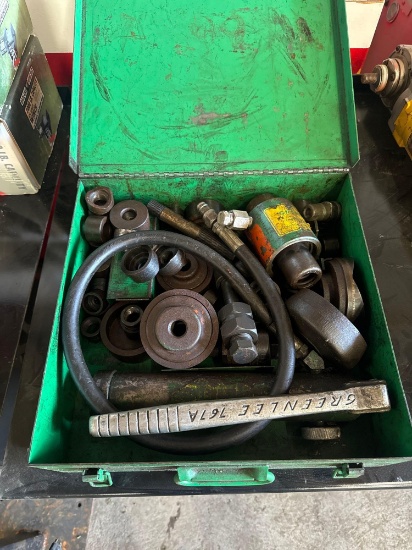GreenLee Co Cable Hand Pump/Punch Set 767A