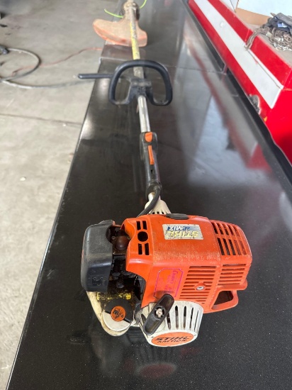 Stihl Straight Shaft Weed Eater Model KM110R