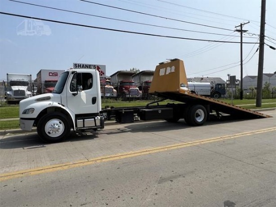 2015 Freightliner M2 106 Medium Duty Truck