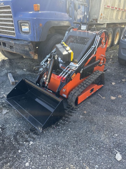 New SDLOOL Co Stand-On Mini Skidloader Model SL36C
