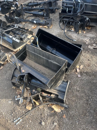 New Mini Excavator 32in Swivel Bucket