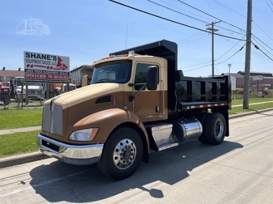 2011 Kenworth T300 Truck