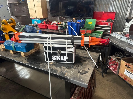 New SKLP Laser Level w/ Grade Pole and Legs