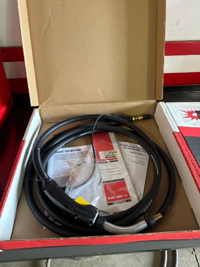 NEW Bernard Co Industrial 400A BTB Mig Gun Model Q4015AE9EMC/Q4015VS3L