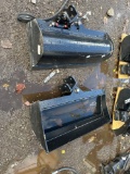 New Mini Excavator 32in Swivel Bucket