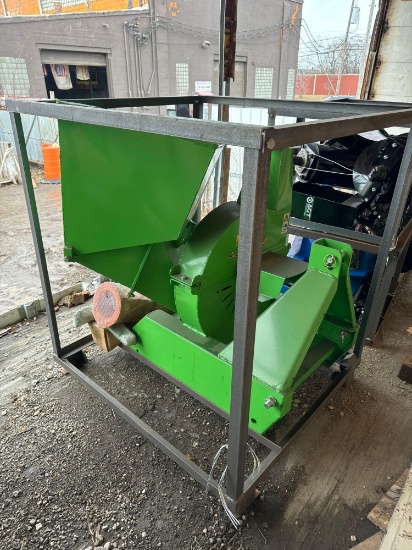 New Mower King Co 3pt/PTO Chipper Attachment Model BX52G