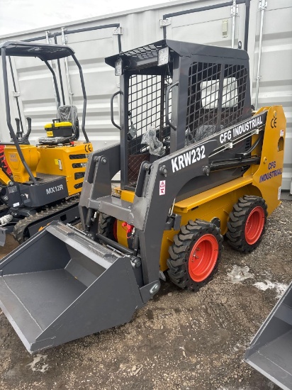 New CFG Industrial Co Mini Skidloader Model KRW232