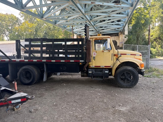 1992 International 4600, 16ft Stake Truck (located offsite, read description)