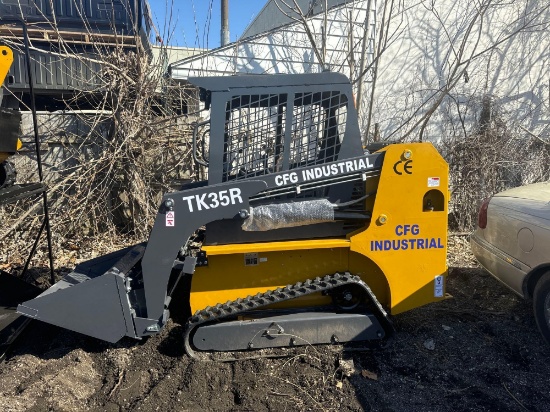 New CF Industry Co Mini Tracked Skidloader Model TK35R