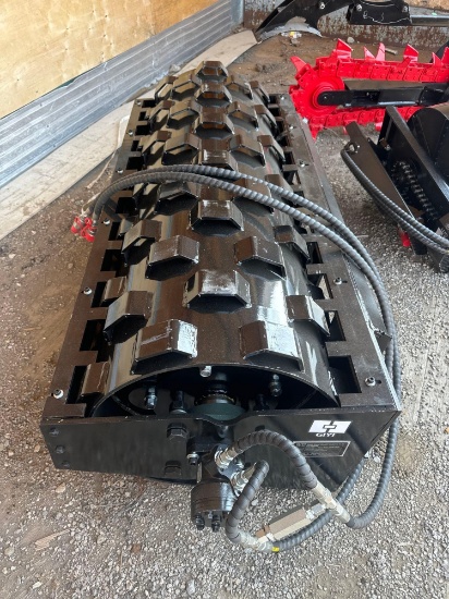 New GIYI Co 59in Hydraulic Skidloader Vibratory Sheeps Foot Attachment
