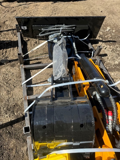 New GIYI Co 14in Hydraulic Skidloader Backhoe Attachment Model GYX-ZWB