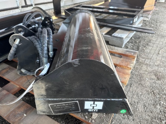 New GIYI Co 32in Mini Excavator Swivel Bucket 3T