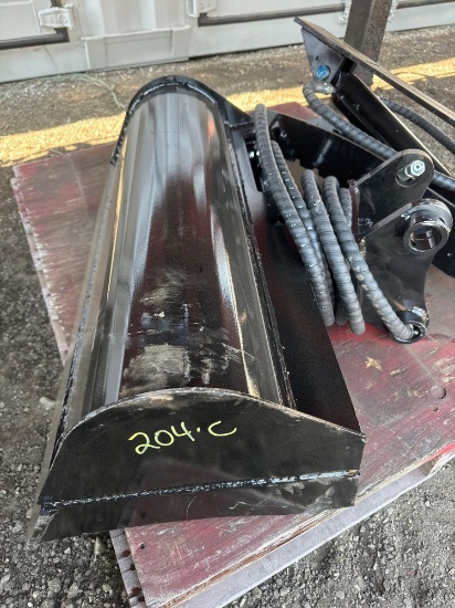 New GIYI Co 32in Mini Excavator Swivel Bucket 3T