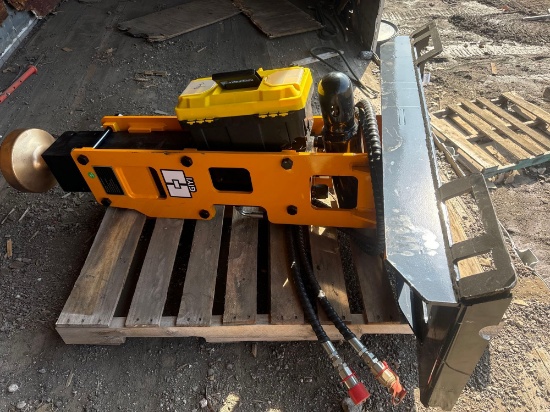 New GIYI Co Hydraulic Skidloader Post Setter Attachment Model 680