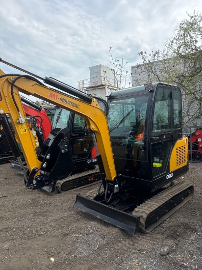 New AGT Co DIESEL Mini Excavator Model QNT30