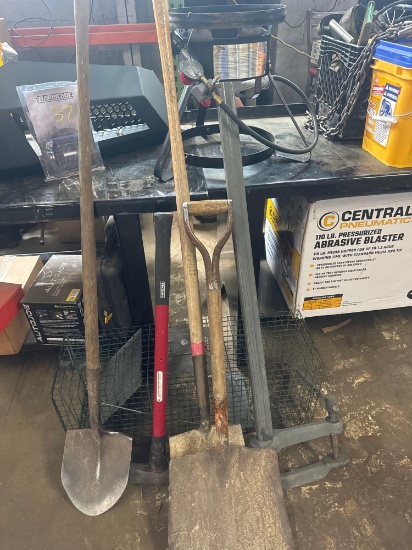 Yard Equipment Lot-see pics & description