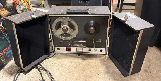 Realistic Reel-to-Reel Tape Recorder
