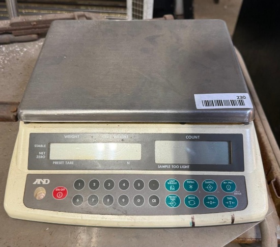 A&D Precision Balance Scale