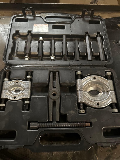 Pittsburgh Co Bearing Separator and Puller Set