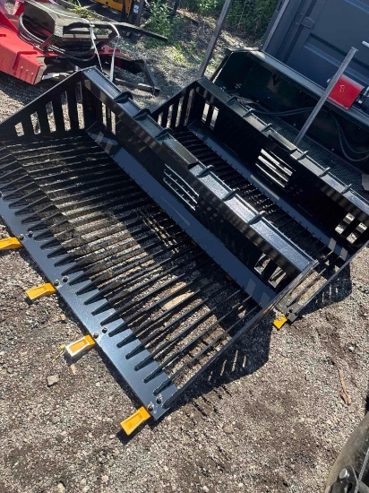 New GiYi Co 66in Skidloader Rock Bucket Model RB66