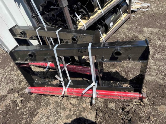 New GiYi Co Skidloader 45in Bale Spear Attachment