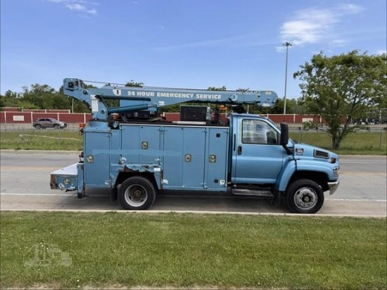 2007 GMC TOPKICK C5500 Crane Truck