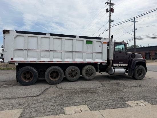 1997 Ford LT9000 Quad Dump Truck (off-site item, read description)