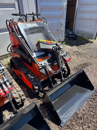 New SDLOOL Co Stand-On Mini Skidloader Model SL36C