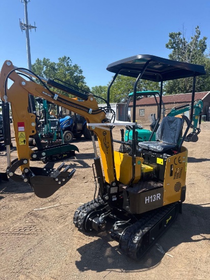 New CFG Industrial Co Mini Excavator Model H13R