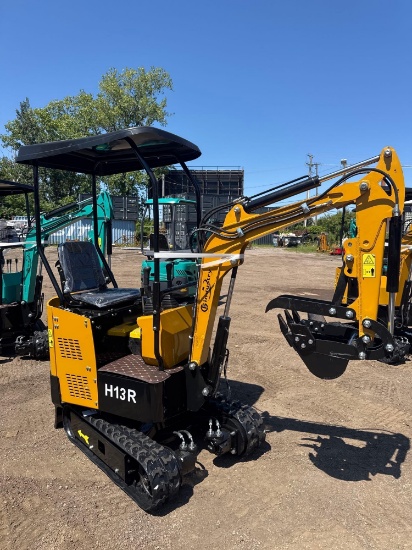 New CFG Industrial Co Mini Excavator Model H13R