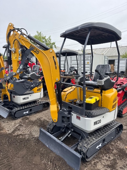 New SD Lanch Mini DIESEL Excavator Model ME20