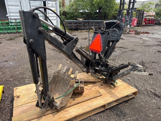Kelly Co 3 Point Hydraulic Backhoe Attachment w 3 Buckets Model B-10