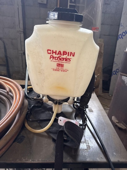 Chapin Co 4 Gal Backpack Sprayer Model 61834