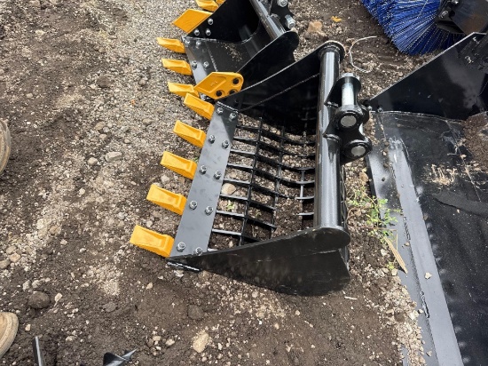 New SD Lanch 23in Mini Excavator Rock Bucket