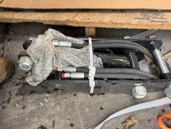 New GiYi Co Mini Excavator Thumb Attachment
