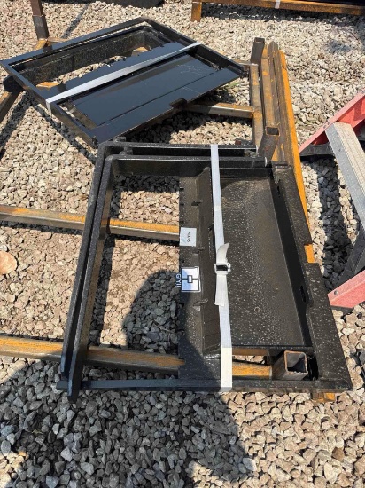 New GiYi Co 29in Mini Stand-On Skidloader Fork Set