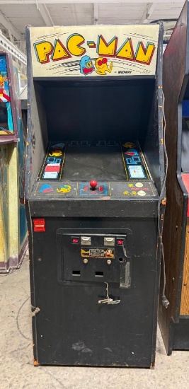 Classic Pac-Man Arcade Game